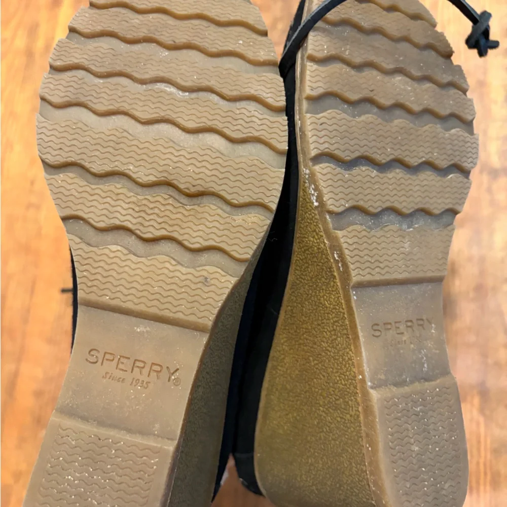 Sperry elegant black